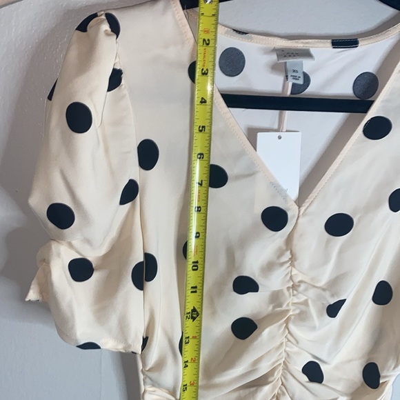🐆NWT Crème with black polka dots short sleeve midi dress! - Picture 4 of 12